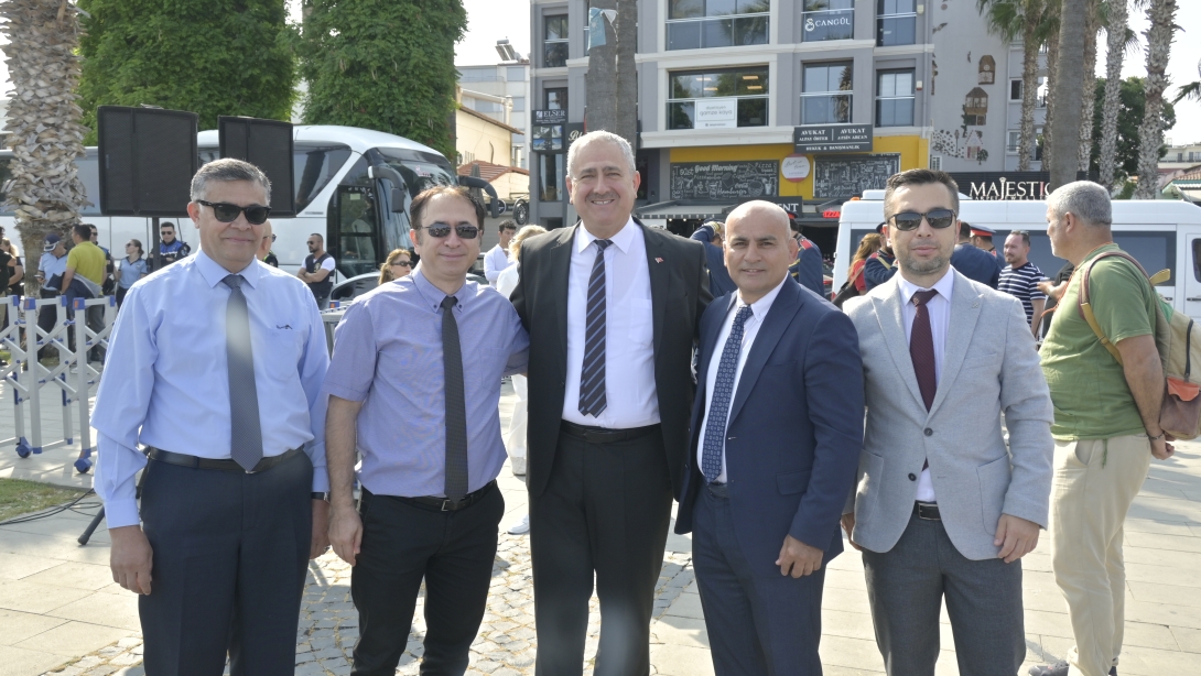 Müdürümüz İbrahim ATAMAN 19 Mayıs Atatürk'ü Anma Gençlik ve Spor Bayramı Programına Katıldı.